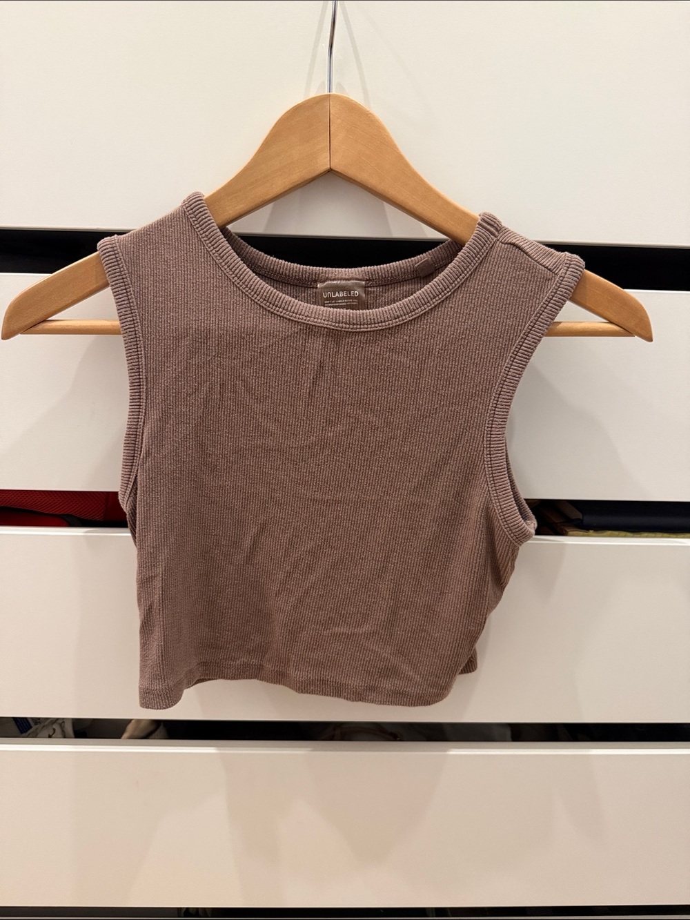 Ribbed Sleeveless Crop Top in Mauve